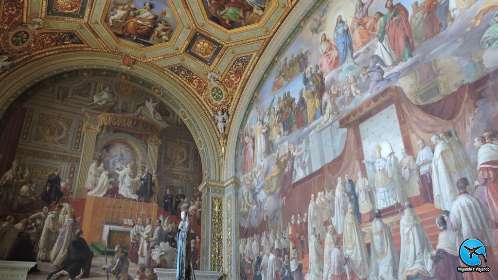 Detalhes teto do Museus do Vaticano atração imperdível 