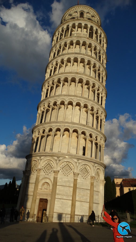 Torre de Pisa ou Leaning Tower of Pisa na Itália