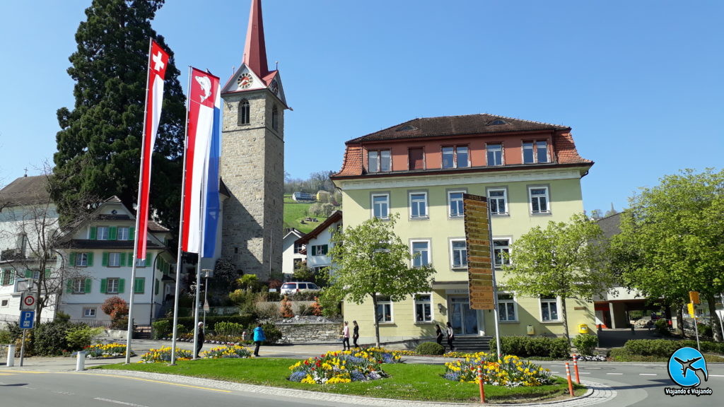 passeio de barco em Lucerna cidade de Weggis Monte Rigi