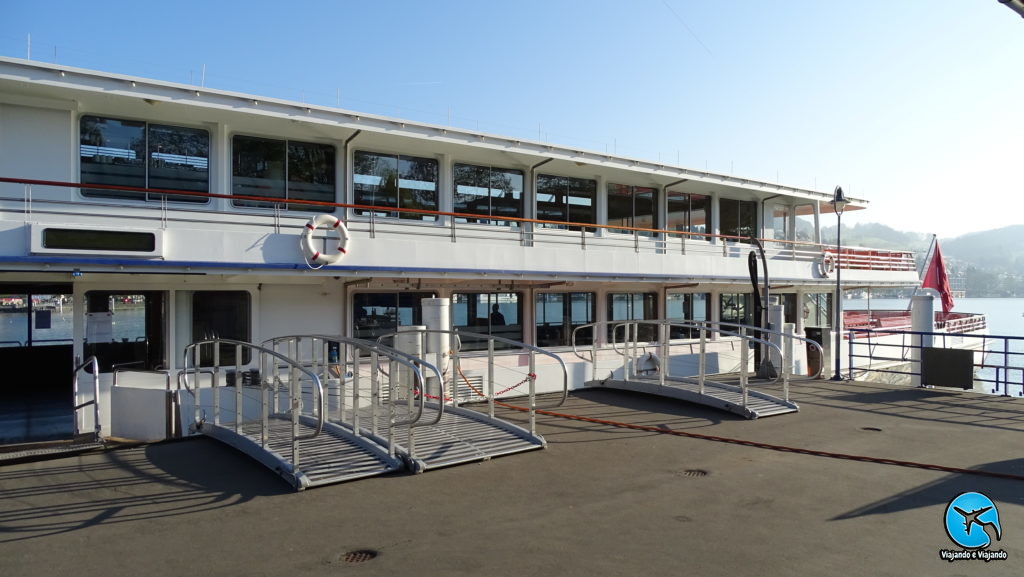 Passeio de barco pelo Lago Lucerna na Suíça