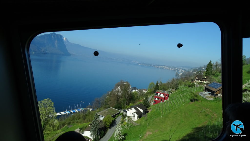 Paisagem do trem para o Monte Rigi Kulm