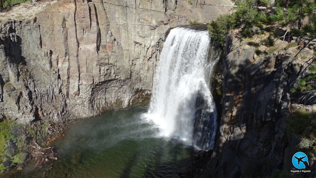 Rainbow falls em mammoth Lakes