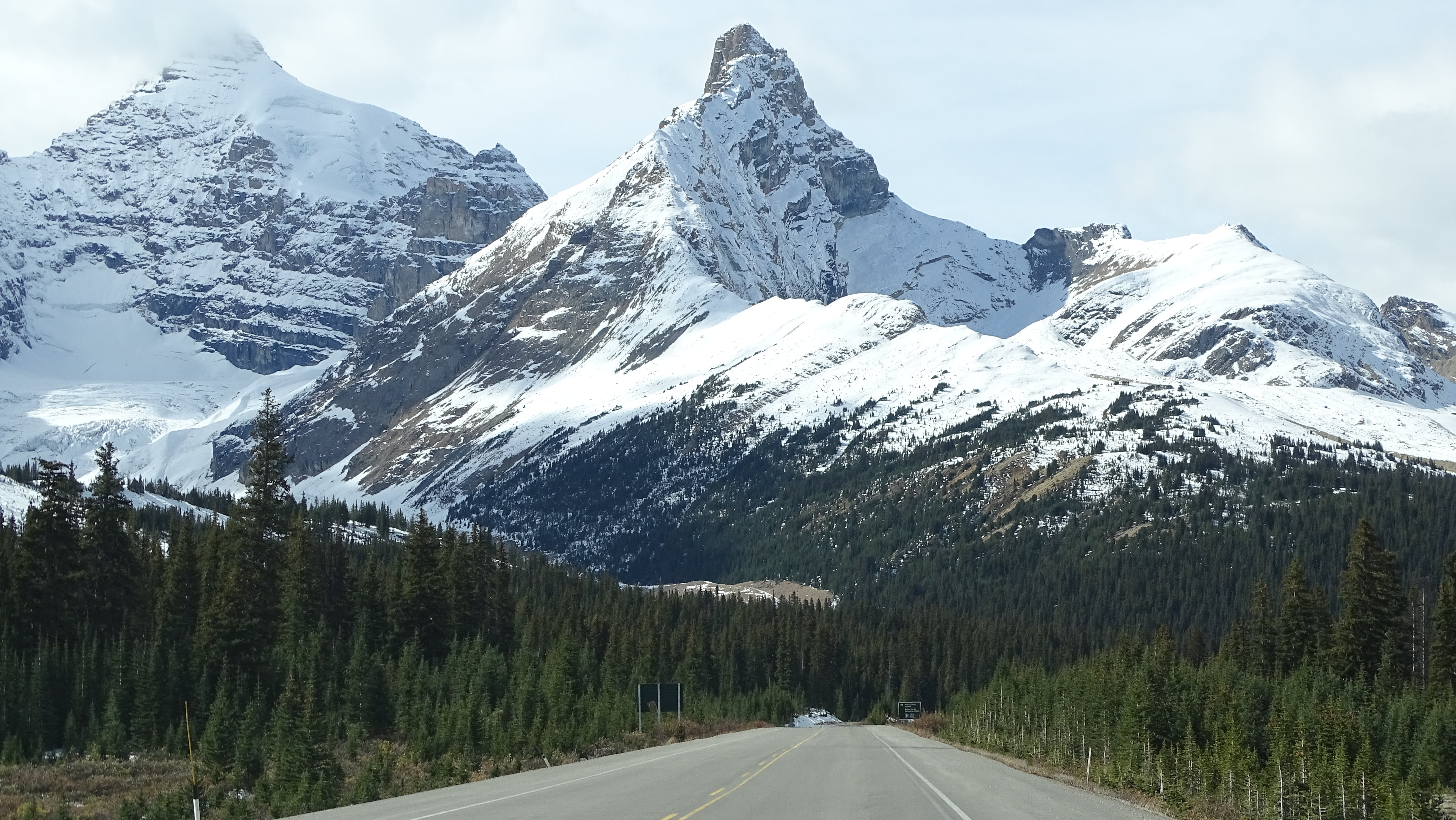 Icefilelds Parkway entre Lake Louise e Jasper no Canada