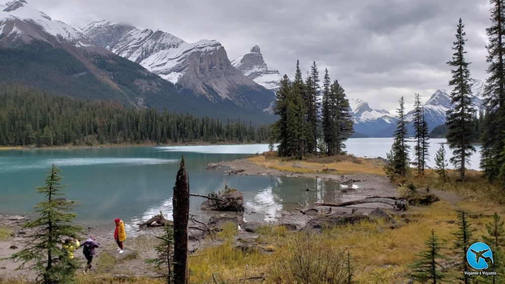 Passeio de barco no maligne lake em Jasper Canada boat tour