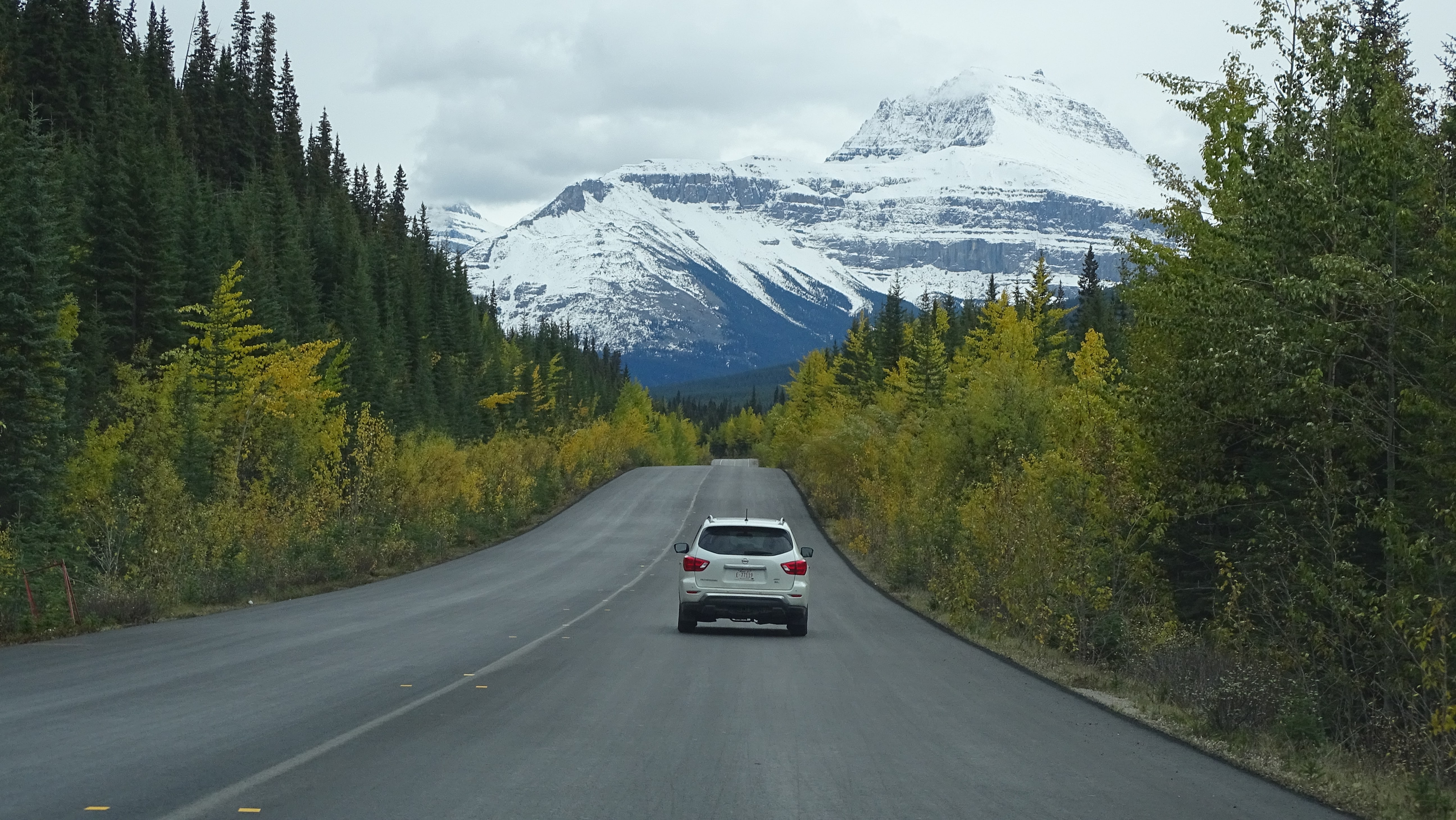 Icefilelds Parkway entre Lake Louise e Jasper no Canada